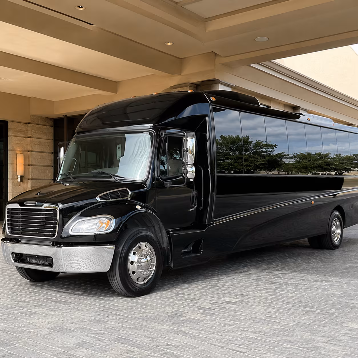 anchorage 20 passenger minibus