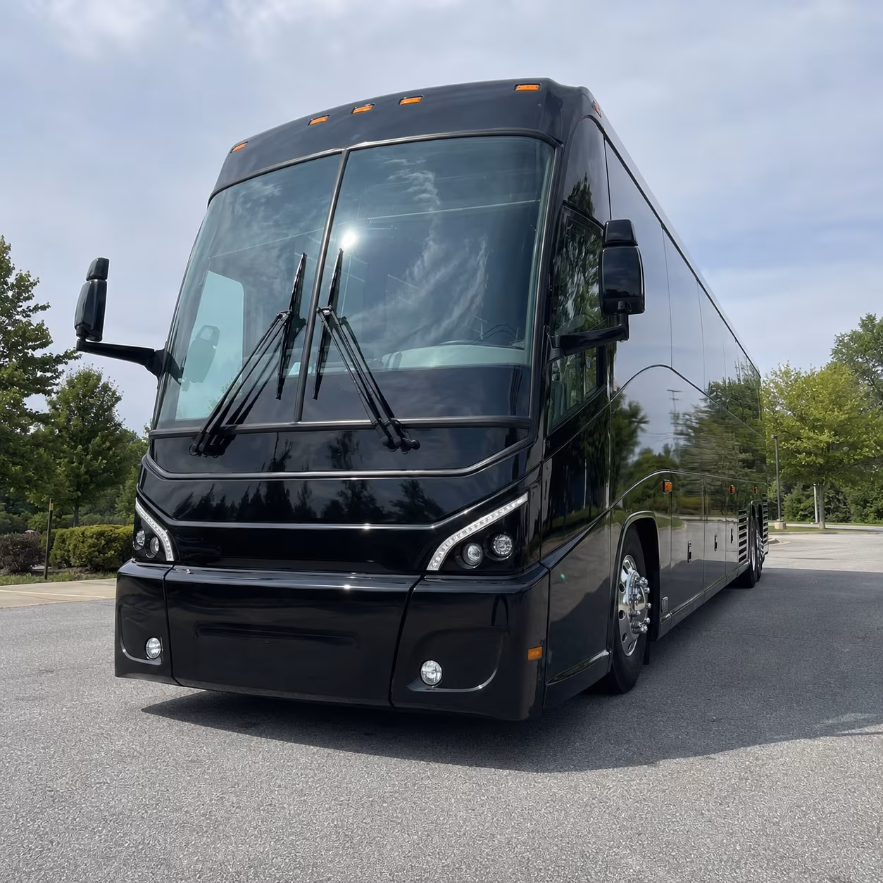 anchorage charter bus rentals for long distance trips to denali and interior alaska
