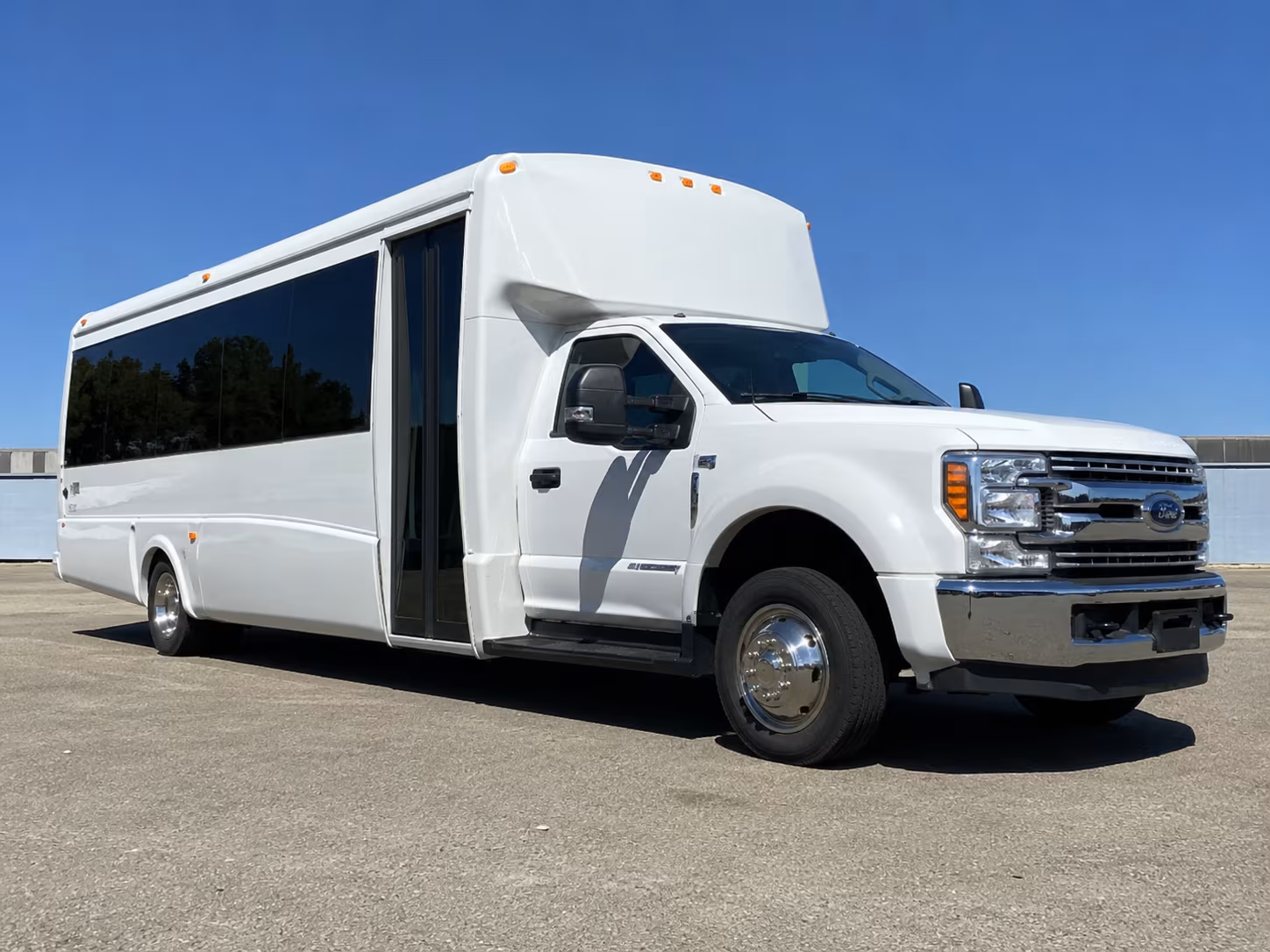 party bus rentals in anchorage for the perfect prom night