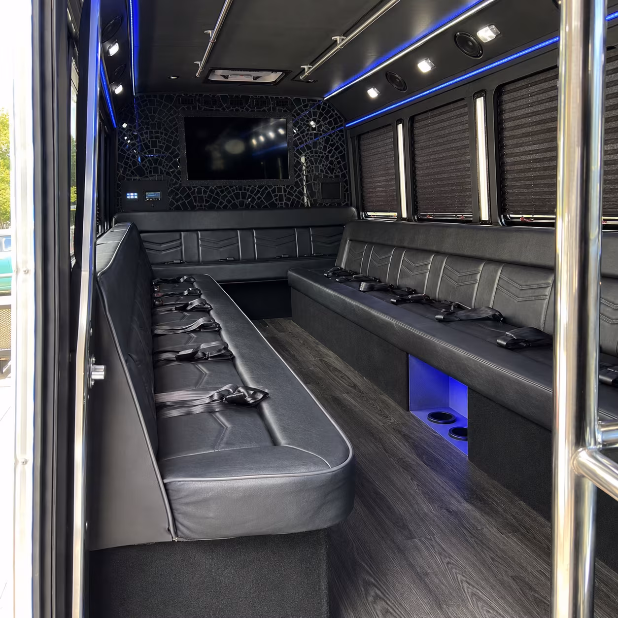 why rent using anchoragecoachbusservice com